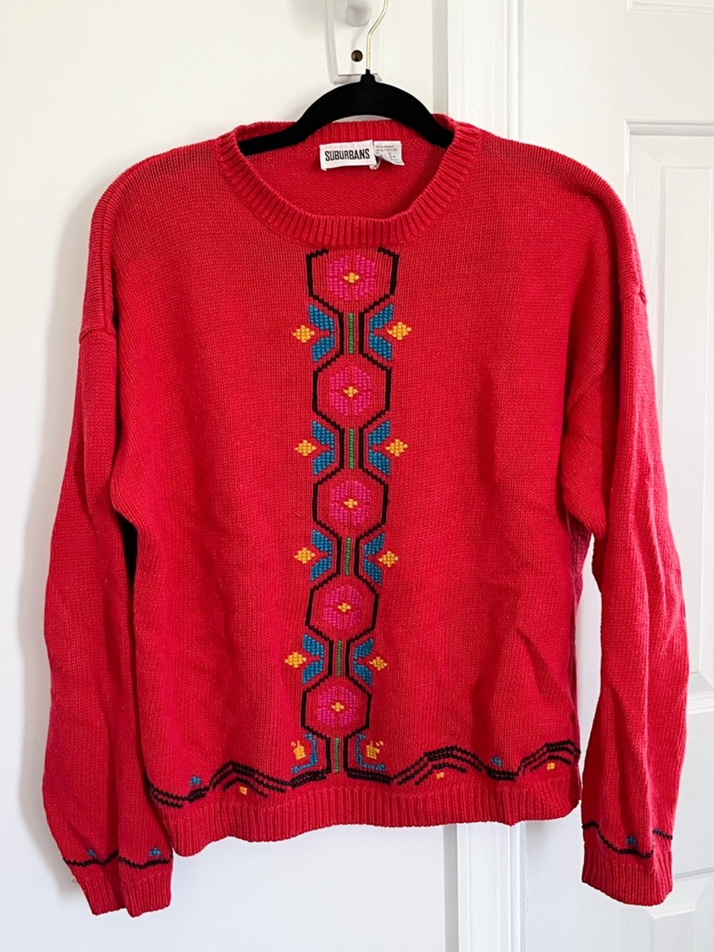 Unique! Vintage! Suburbans Red Embroidered Sweater